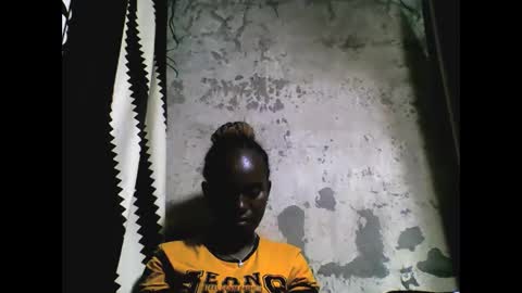 estanie online show from 09/13/25, 04:29