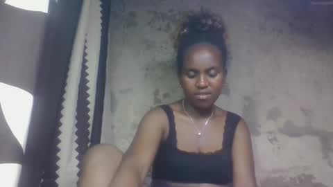 estanie online show from 09/30/25, 09:09