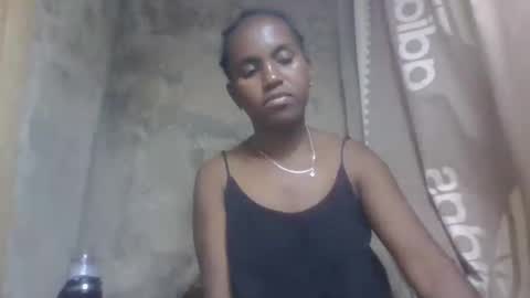 estanie online show from 10/06/25, 09:18