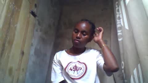 estanie online show from 10/09/25, 08:29