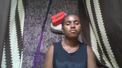 estanie online show from 10/16/25, 06:53