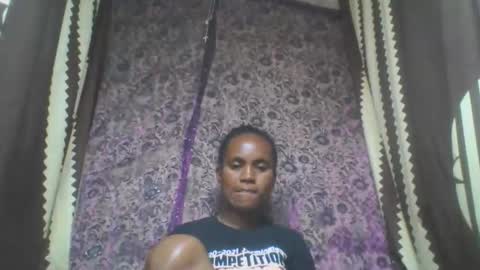 estanie online show from 10/25/25, 08:22