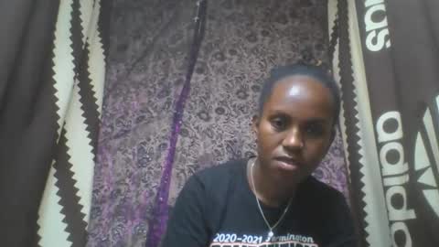 estanie online show from 10/25/25, 08:25