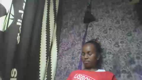 estanie online show from 10/27/25, 06:45