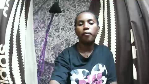 estanie online show from 11/07/25, 07:03