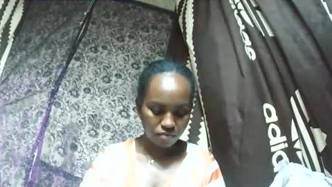 estanie online show from 11/16/25, 08:47