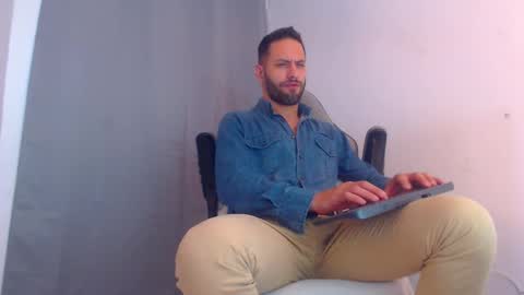 esteban online show from 01/02/25, 10:55