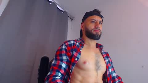 esteban online show from 02/08/25, 10:40