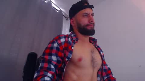 esteban online show from 02/10/25, 09:04