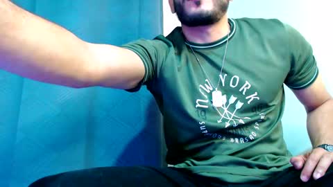 Snapshot of esteban_fer chatting on 12/29/24, 02:00 Esteban Fernandez online show from 12/29/24, 02:00