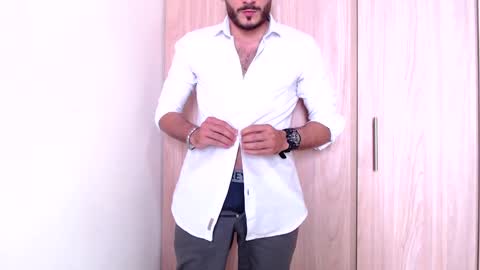 Snapshot of esteban_fer chatting on 01/23/25, 09:50 Esteban Fernandez online show from 01/23/25, 09:50