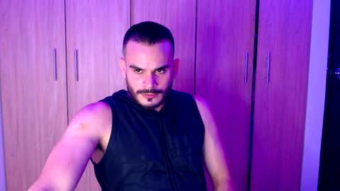 Snapshot of esteban_fer chatting on 02/02/25, 05:32 Esteban Fernandez online show from 02/02/25, 05:32