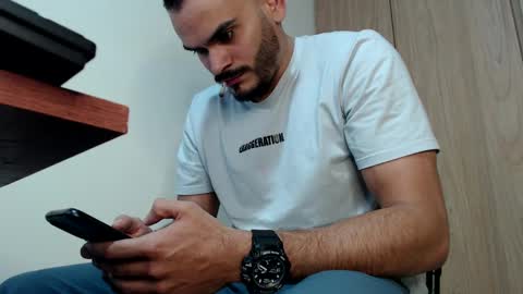 Snapshot of esteban_fer chatting on 02/09/25, 07:19 Esteban Fernandez online show from 02/09/25, 07:19