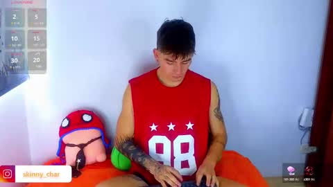 Snapshot of estebanchar_ chatting on 12/27/24, 01:50 Esteban independent model online show from 12/27/24, 01:50