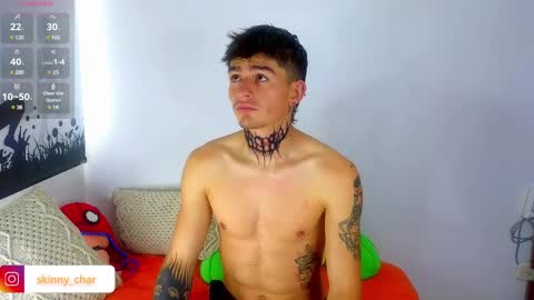 Snapshot of estebanchar_ chatting on 01/03/25, 01:25 Esteban independent model online show from 01/03/25, 01:25