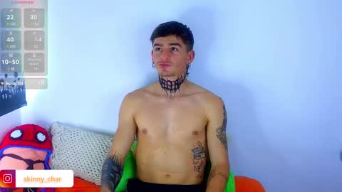 Snapshot of estebanchar_ chatting on 01/03/25, 04:27 Esteban independent model online show from 01/03/25, 04:27