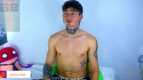 Snapshot of estebanchar_ chatting on 01/15/25, 02:56 Esteban independent model online show from 01/15/25, 02:56