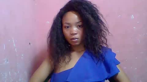 Snapshot of estelah20 chatting on 10/09/25, 05:05 estelah20 online show from 10/09/25, 05:05