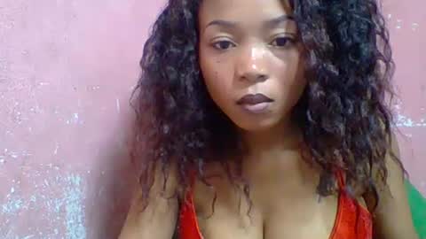 Snapshot of estelah20 chatting on 10/12/25, 05:50 estelah20 online show from 10/12/25, 05:50