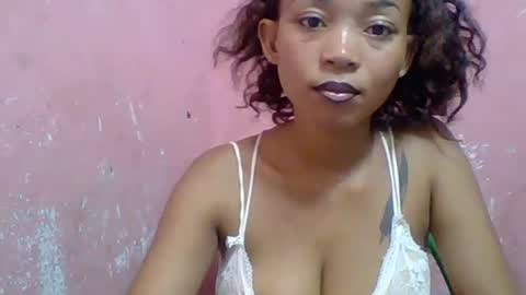 Snapshot of estelah20 chatting on 10/29/25, 07:10 estelah20 online show from 10/29/25, 07:10