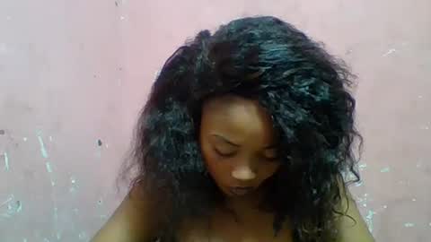 Snapshot of estelah20 chatting on 11/20/25, 07:52 estelah20 online show from 11/20/25, 07:52