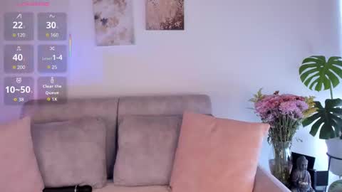 Snapshot of estercollins_ chatting on 09/09/25, 07:13 Is secret online show from 09/09/25, 07:13