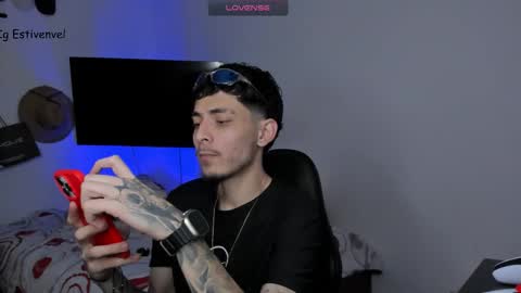 estivenvel online show from 11/04/25, 05:45