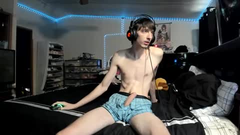 Snapshot of ethan_ford chatting on 12/28/24, 05:14 ethan_ford online show from 12/28/24, 05:14