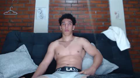 Snapshot of ethan_noir chatting on 12/15/24, 05:23 Ethan Noir online show from 12/15/24, 05:23