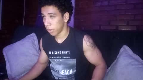 Snapshot of ethan_noir chatting on 01/03/25, 11:01 Ethan Noir online show from 01/03/25, 11:01