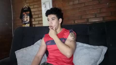 Snapshot of ethan_noir chatting on 01/06/25, 08:07 Ethan Noir online show from 01/06/25, 08:07