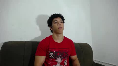 Snapshot of ethan_noir chatting on 02/26/25, 06:32 Ethan Noir online show from 02/26/25, 06:32