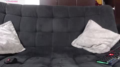 Snapshot of ethan_noir chatting on 11/13/25, 11:09 Ethan Noir online show from 11/13/25, 11:09