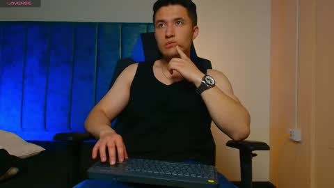 ethanconnor_ online show from 10/03/25, 11:51