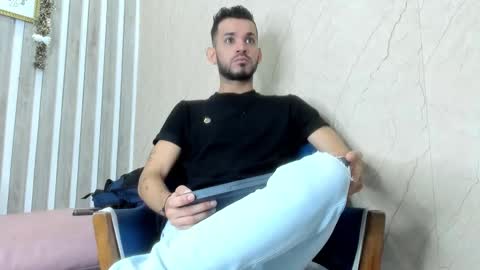 Snapshot of ethangrey_ chatting on 11/26/25, 11:33 Ethan Grey online show from 11/26/25, 11:33