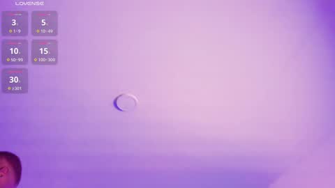 Snapshot of ethantraviis_ chatting on 03/01/25, 01:43 Ethan online show from 03/01/25, 01:43