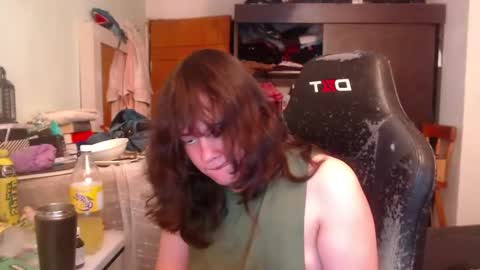 Snapshot of ethereal_thom chatting on 10/10/25, 07:07 ethereal_thom online show from 10/10/25, 07:07