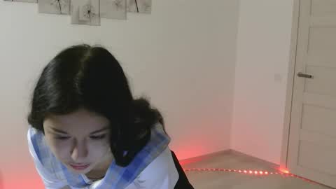 Snapshot of etherealnightwhisper chatting on 10/29/25, 05:20 etherealnightwhisper online show from 10/29/25, 05:20