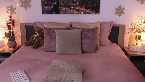 Snapshot of eva__si chatting on 01/11/25, 11:02 Eva online show from 01/11/25, 11:02