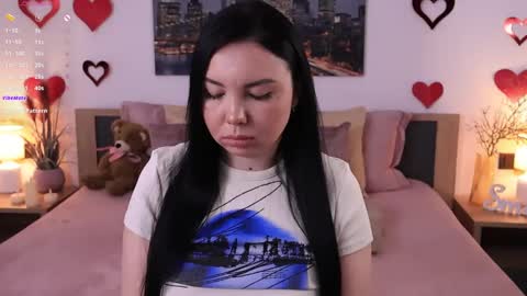 Snapshot of eva__si chatting on 02/15/25, 12:22 Eva online show from 02/15/25, 12:22