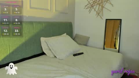 Snapshot of eva_boston chatting on 10/31/25, 02:12 Eva online show from 10/31/25, 02:12