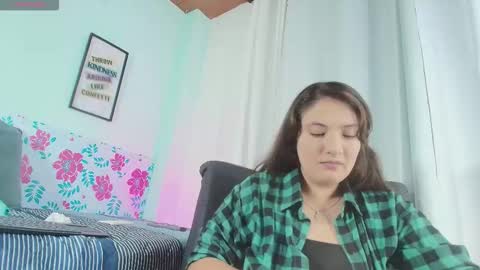 Snapshot of eva_contrer7 chatting on 11/05/25, 02:22 eva_contrer7 online show from 11/05/25, 02:22