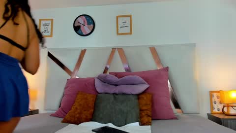 EVA DAEMON  online show from 01/21/25, 11:35