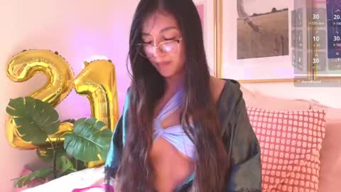 Snapshot of eva_depp chatting on 03/12/25, 02:01 Evaa Depp online show from 03/12/25, 02:01