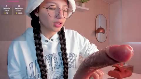 Snapshot of eva_depp chatting on 11/11/25, 01:33 Evaa Depp online show from 11/11/25, 01:33