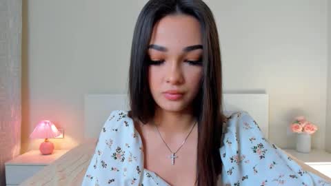 Snapshot of eva_doncray chatting on 10/22/25, 11:43 Eva online show from 10/22/25, 11:43