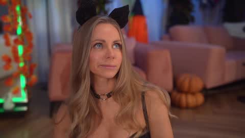 Eva online show from 10/29/25, 06:09