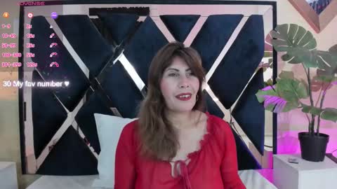    online show from 09/19/25, 11:22
