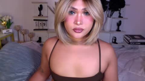 Snapshot of eva_mazikeen69 chatting on 10/19/25, 07:03 Queen Eva Mazikeen online show from 10/19/25, 07:03