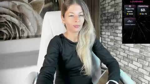 Eva online show from 09/19/25, 01:56